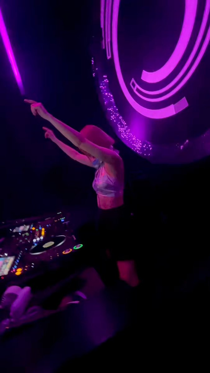 りり♡ りり姫🍑🖤 (@lili0530li) / Highlights / X