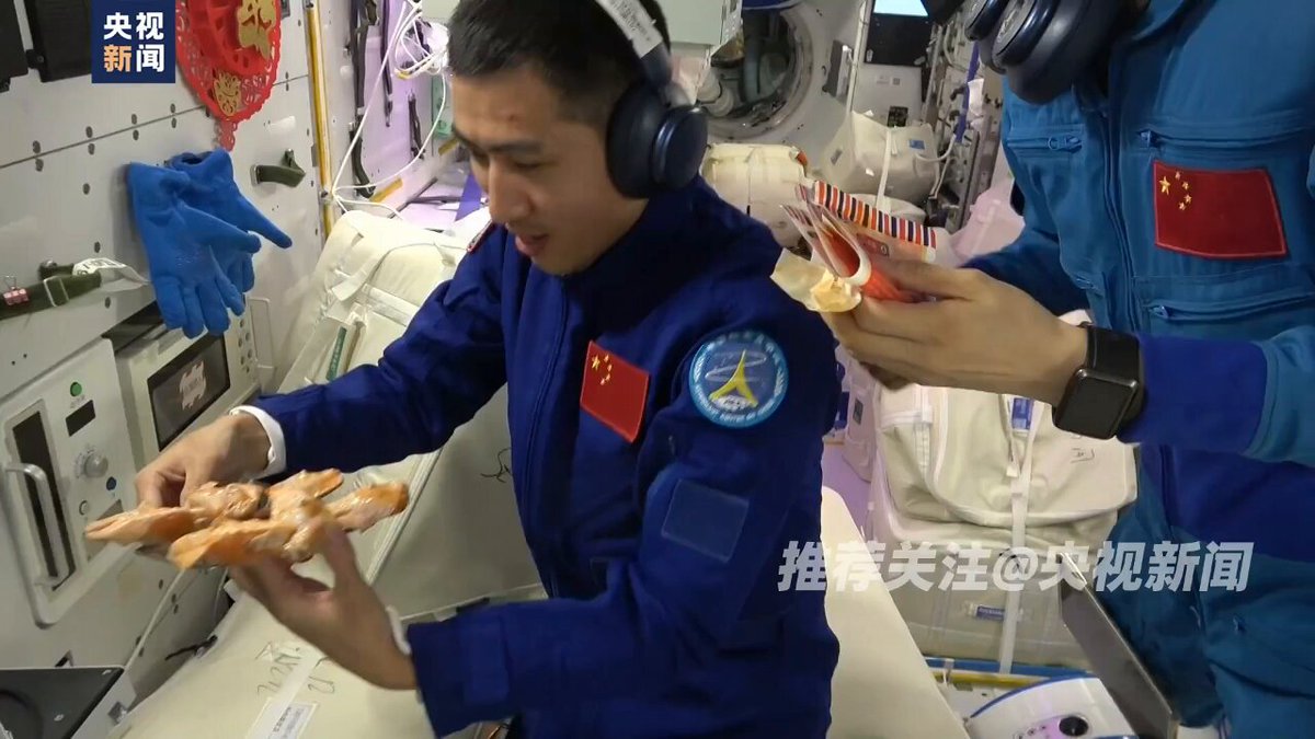 Yosh uka seks sikiklar bilan yosh opa video