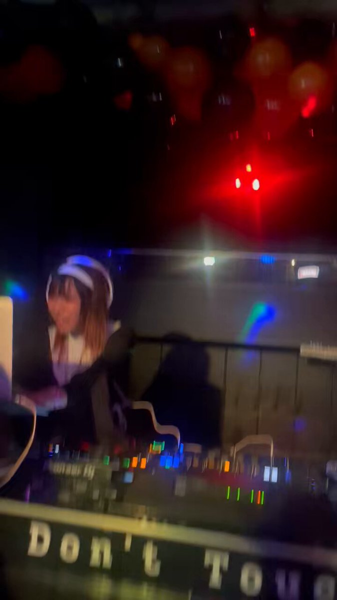 ☆ぴょんこ☆ 雛形 あきこ | SIX COLORS BOY | ビクターエンタテインメント