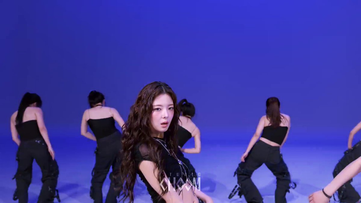 ITZY - 'TUNNEL VISION' - Today 🐜 (@Harry10861947) / Posts / X
