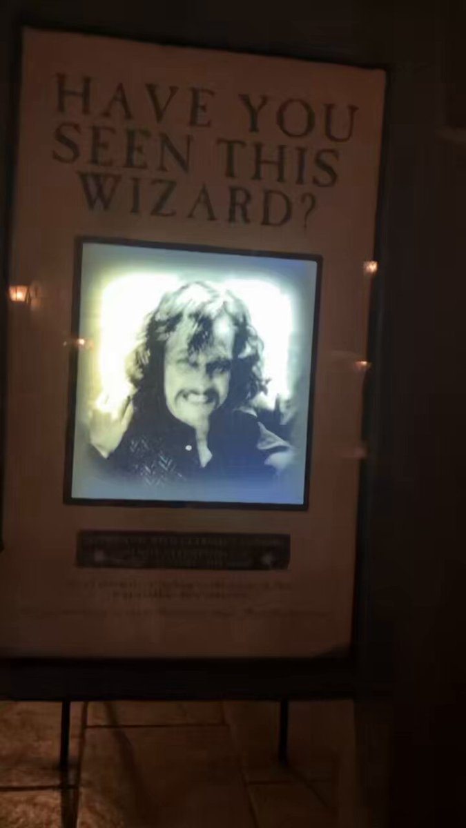 動く手配書あった♪ シリウス・ブラック大好き！☺️ (というより