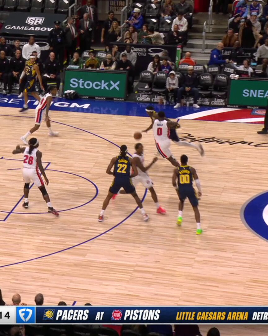 Andrew Nembhard got 'em to jump and lays it in 😮‍💨 