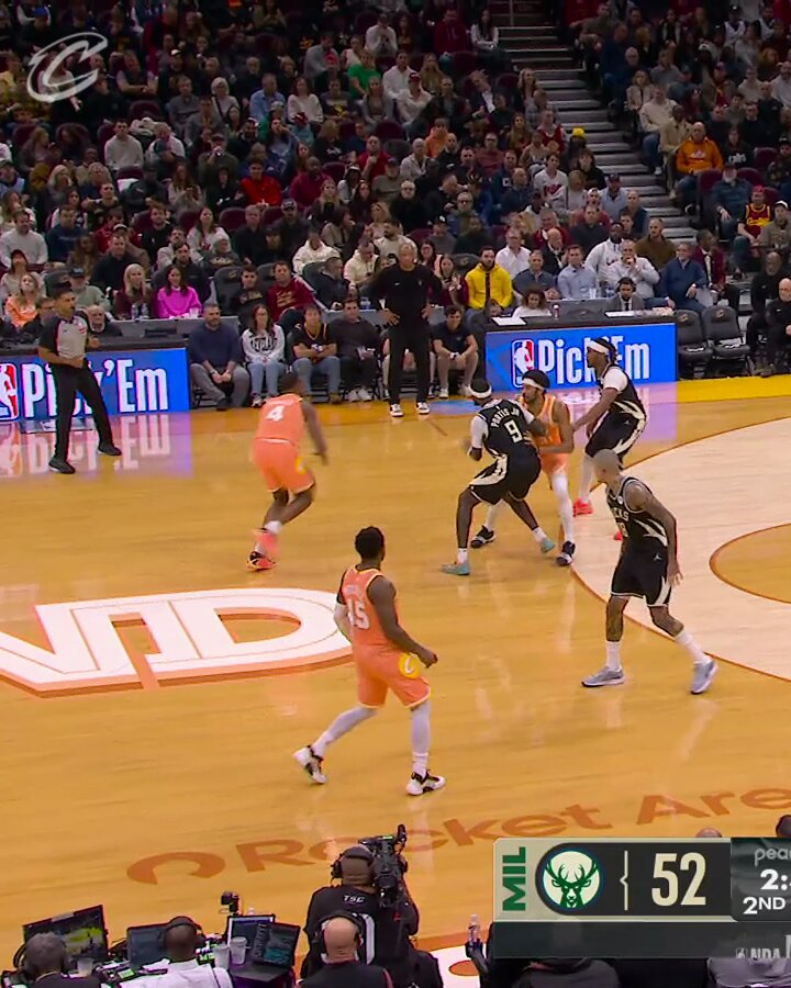 SLAM IT.

@_bigjayy_ | #LetEmKnow 