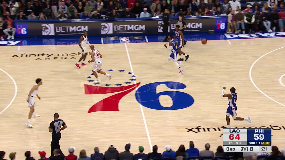 Maxey so tough. 😮‍💨 