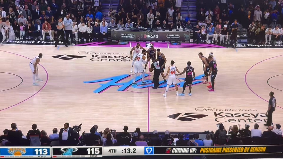 Wild ending off the jump ball for the Heat as they hold on despite good looks for the Knicks 