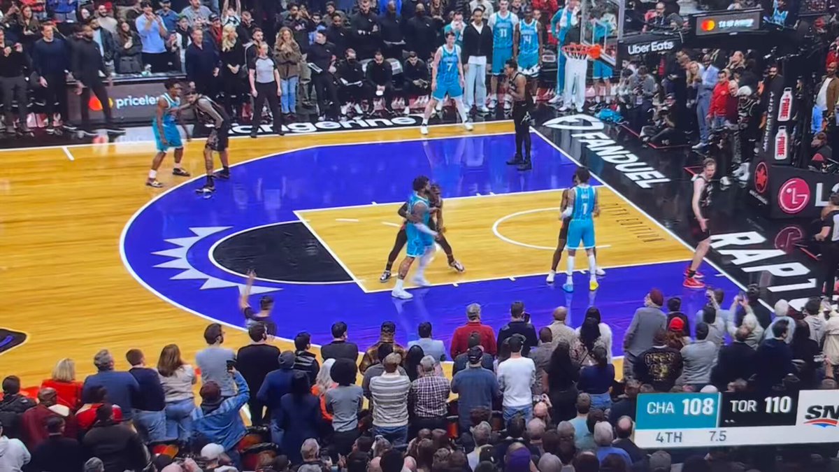 Another wild finish and did Scottie get this clean?? 