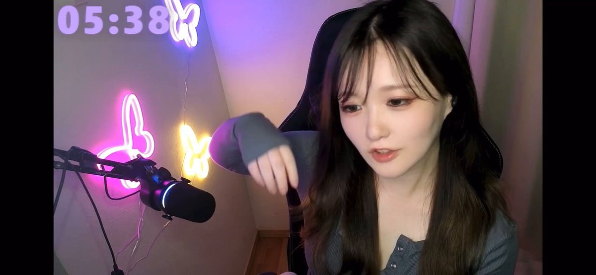 パツパツのうーちゃん🦋⚡️ (@u_chqn_Twitch) / Posts / X