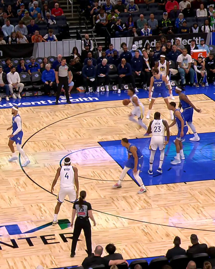 STEPH AFTER HITTING THREE ON JALEN SUGGS ❓😂 