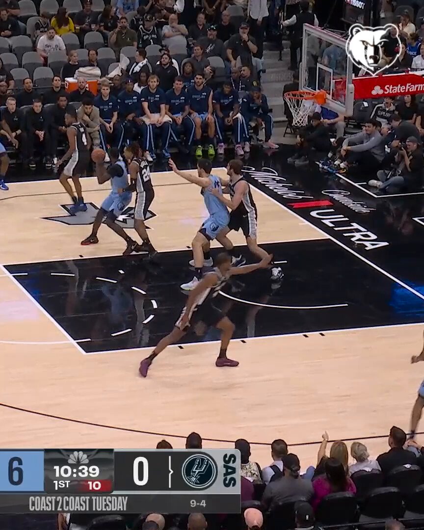 𝟖-𝟎 sprint to get us started 💨

📺 @NBAonNBC 