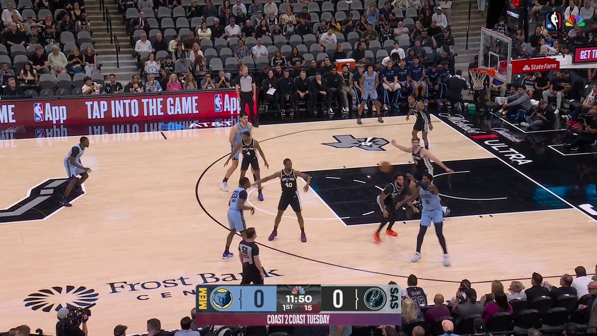 An 8-0 Memphis run to begin the game 😮

Grizzlies vs. Spurs is LIVE on NBC & Peacock! 