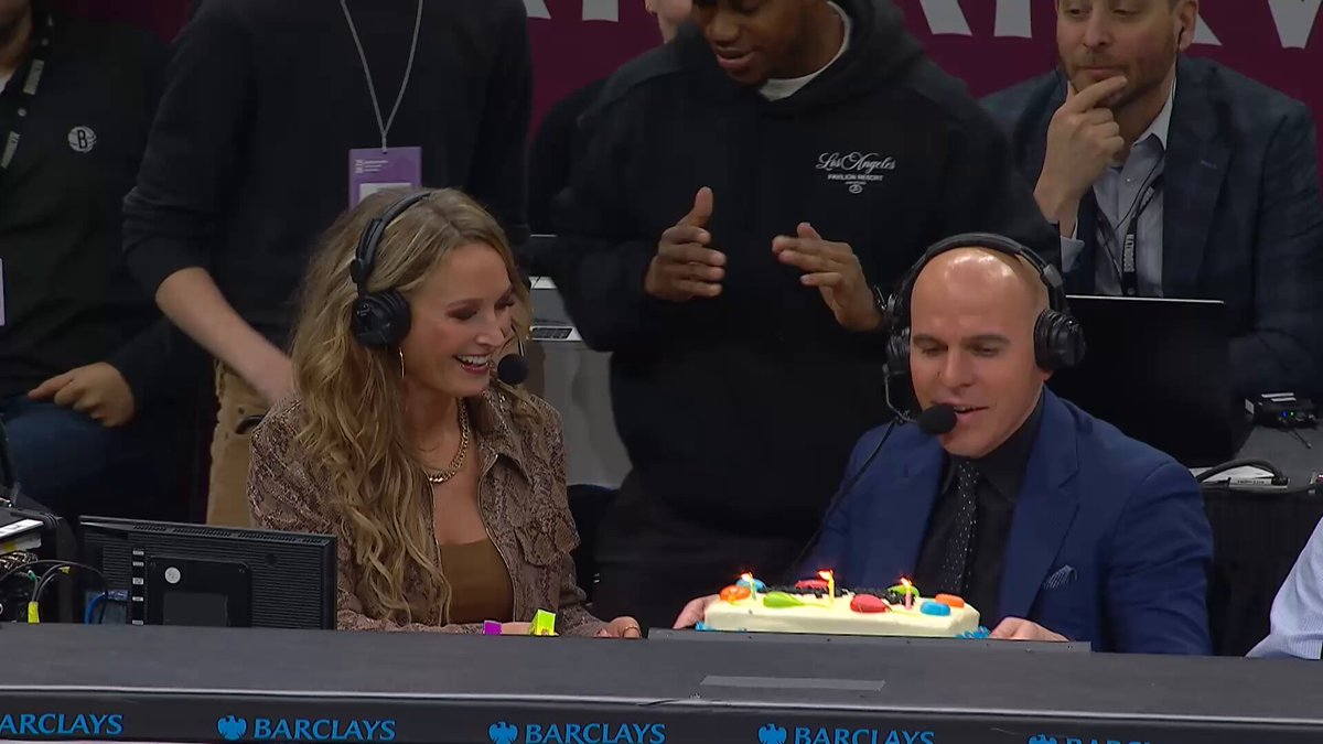 .@RyanRuocco birthday? YOU BET!!! 🎂

everyone wish Rukes a happy birthday! 