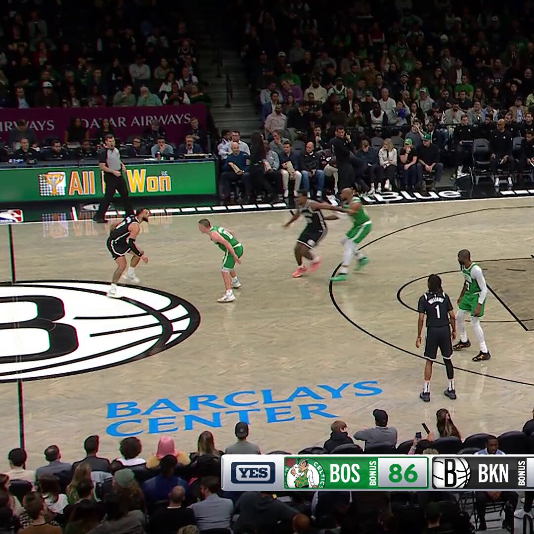 b2b triples with a lil home court bounce ✨

@Ziaire x @resemartin4 