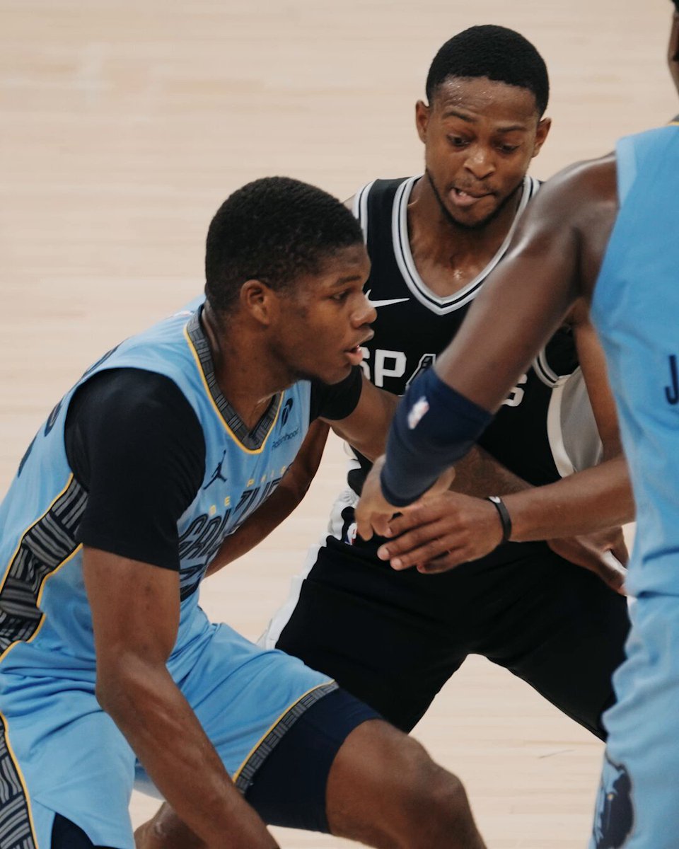 A PHENOMENAL FOX FINISH 🦊 