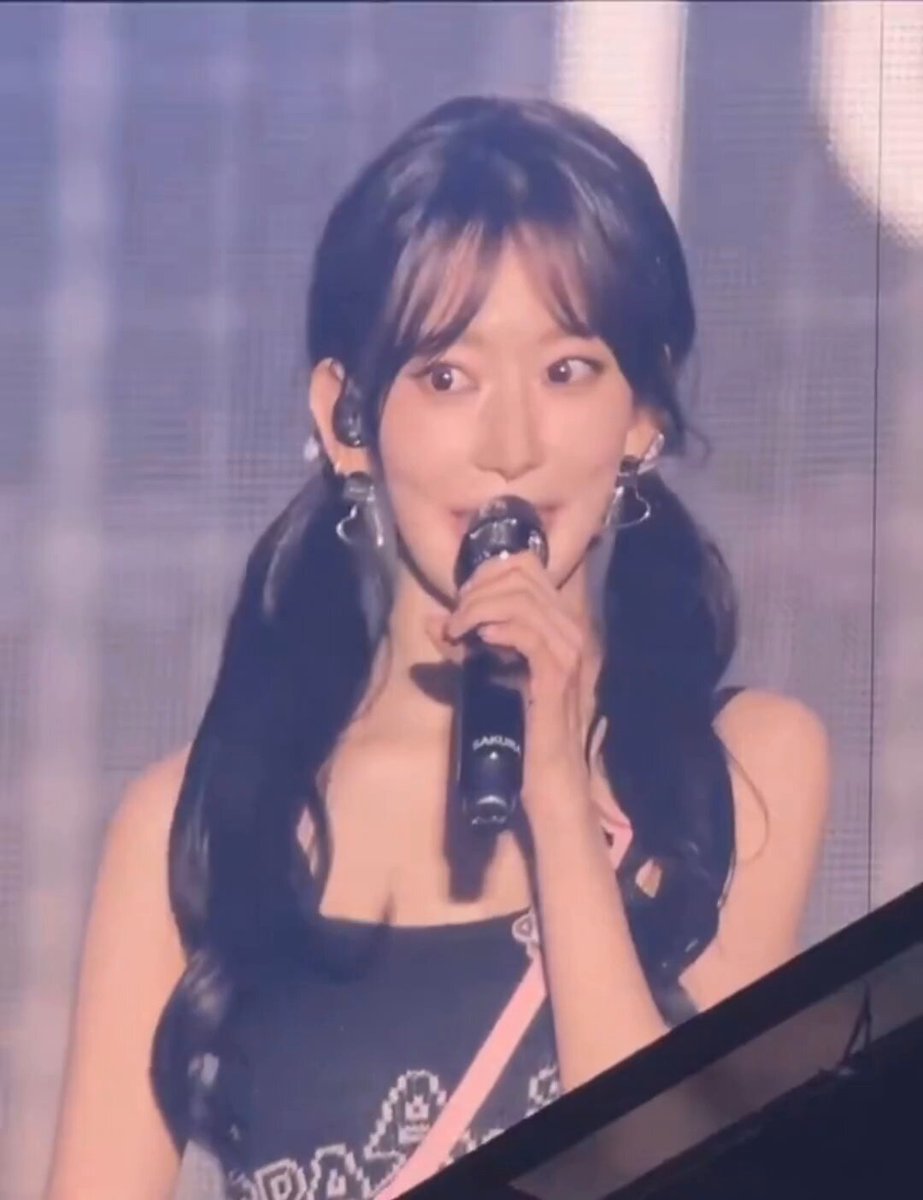 251118 咲ちゃん🌸 'Ending Speech' 😭😭 #LE_SSERAFIM #르세라핌