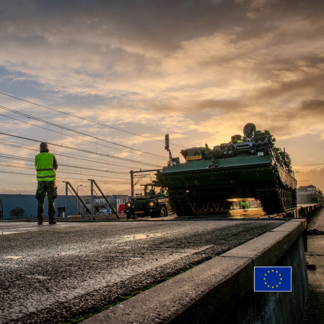 Pour qui se prend-elle !? En aucun cas la défense ne relève des compétences de l'Union européenne ! 

L'UE nous tue, libérons-nous !