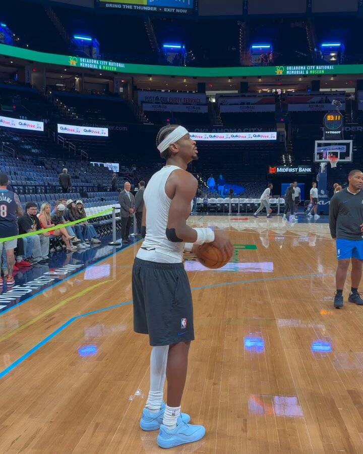 SGA getting warm before the Thunder host the Kings! 

OKC seeking their 7th straight win tonight at 8pm/et on NBA League Pass 🔥 
