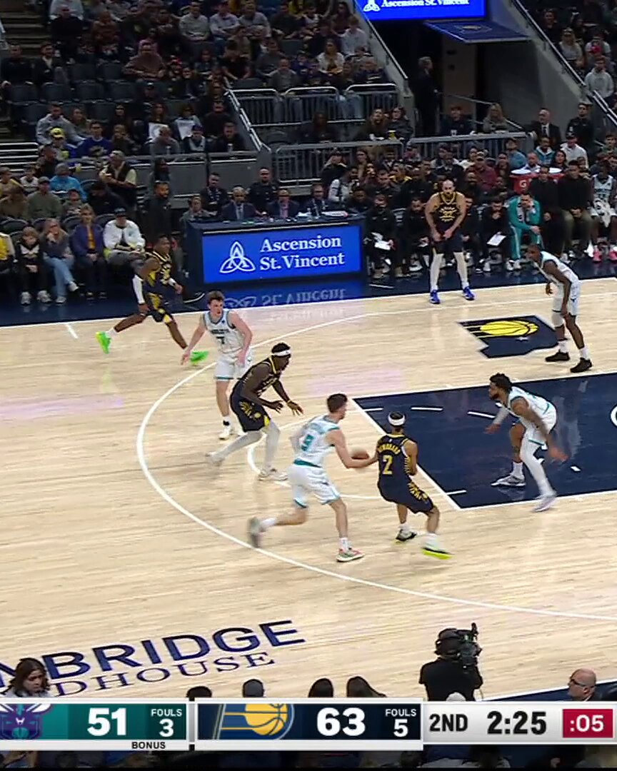 Bennedict Mathurin absorbs the contact for the and-1 💪 