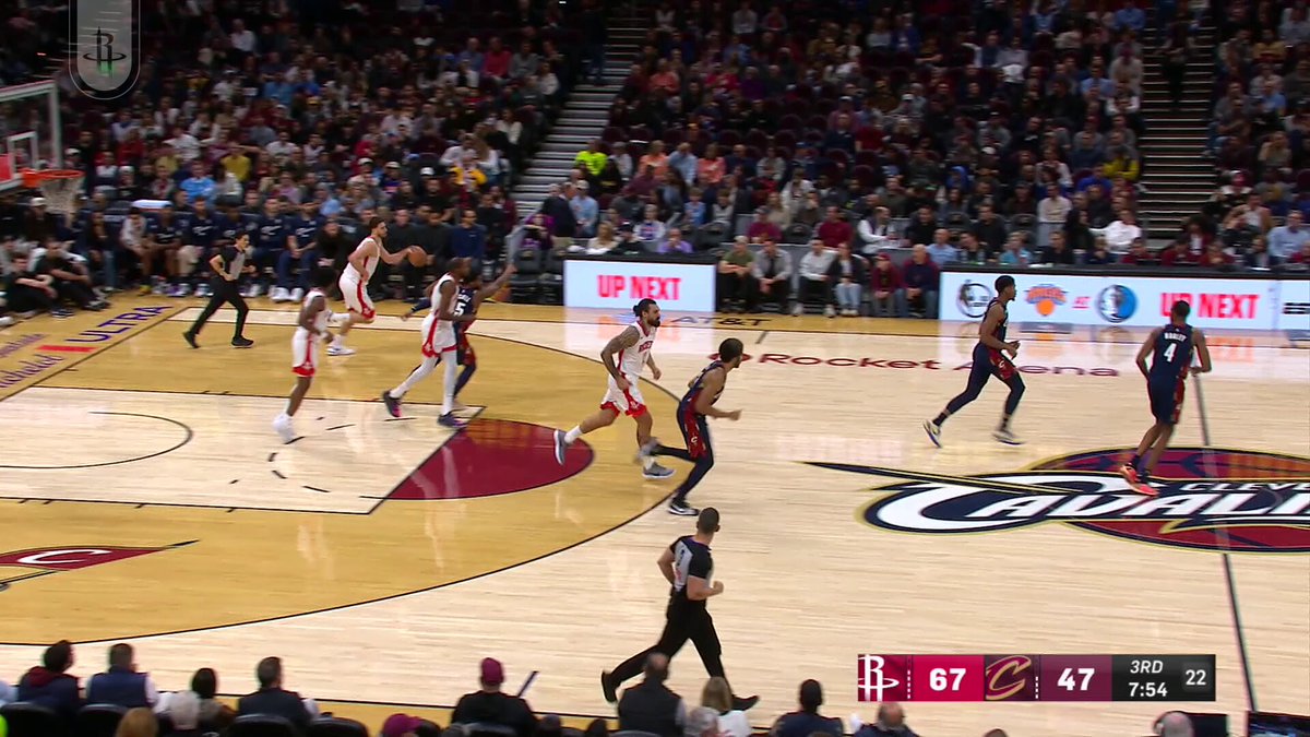 Bari with the HANDS 🙌 