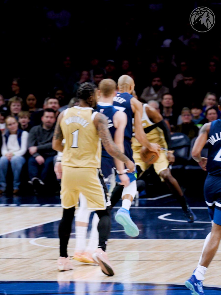 is everyone enjoying the Naz Reid show? 