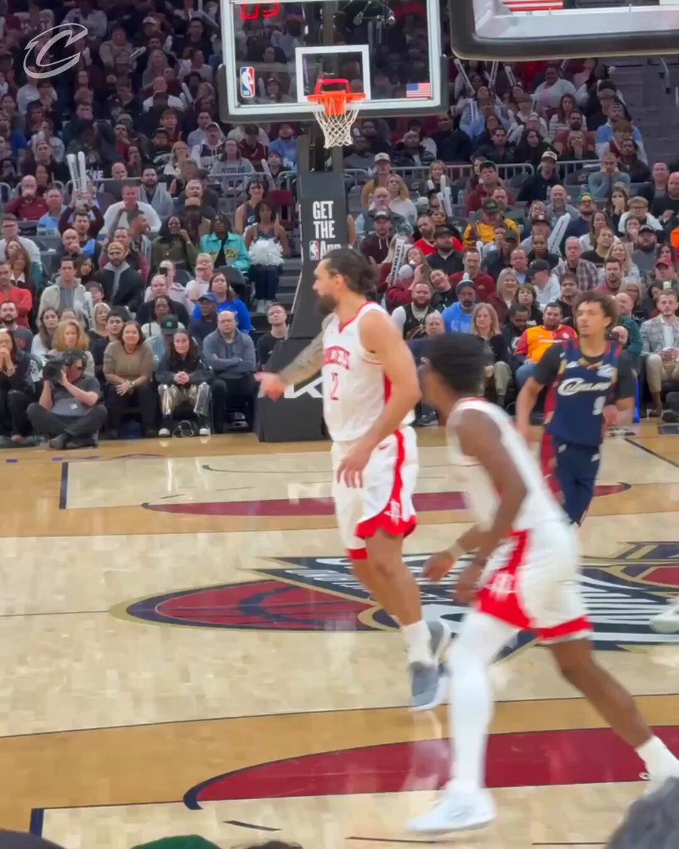 This angle. 🤯 

@spidadmitchell | #LetEmKnow  