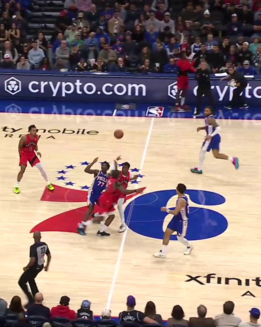 Scottie Barnes BLEW A KISS at Jared McCain before dunking it 😭😭 