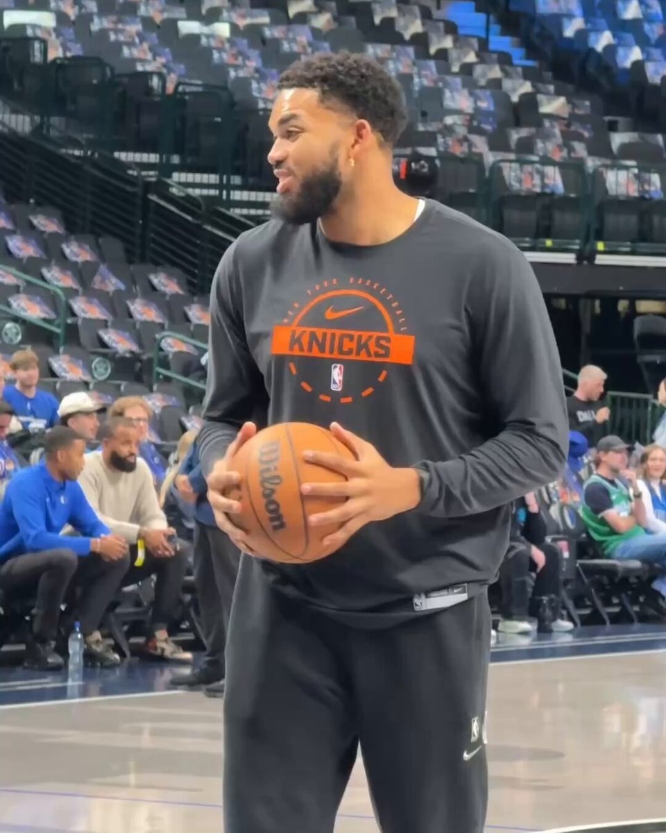 KAT staying loose and finding the range as the Knicks get ready to face off against the Mavs!

NYK/DAL I 9:30pm/et on ESPN 