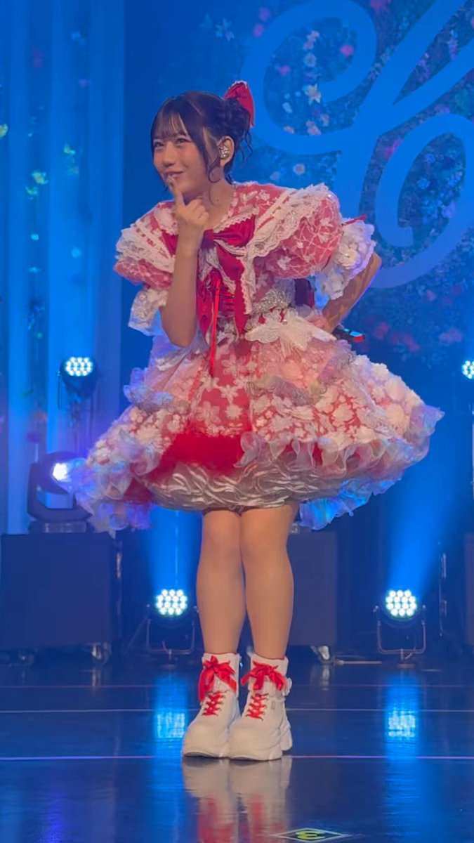 ✨️まゆみ✨️さん専用 まゆみちゃんの初めてのチューが正面すぎて さすがに照れる #白石