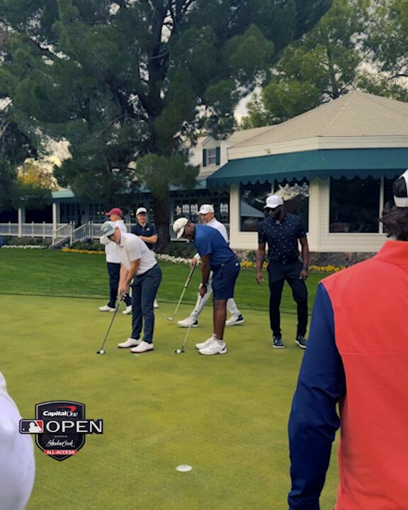 The Blue Jays and Dodgers face off again ... 👀

See who won the putting contest at the @CapitalOne MLB Open! 