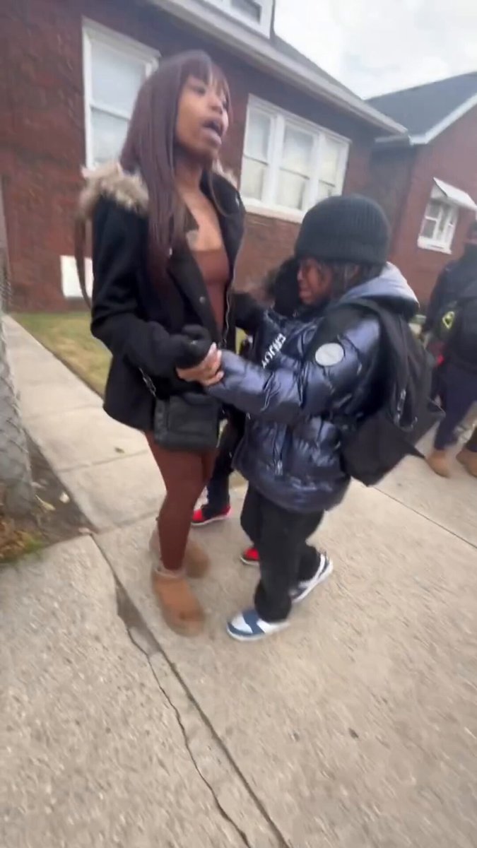 小马拉大车  母子小学生    