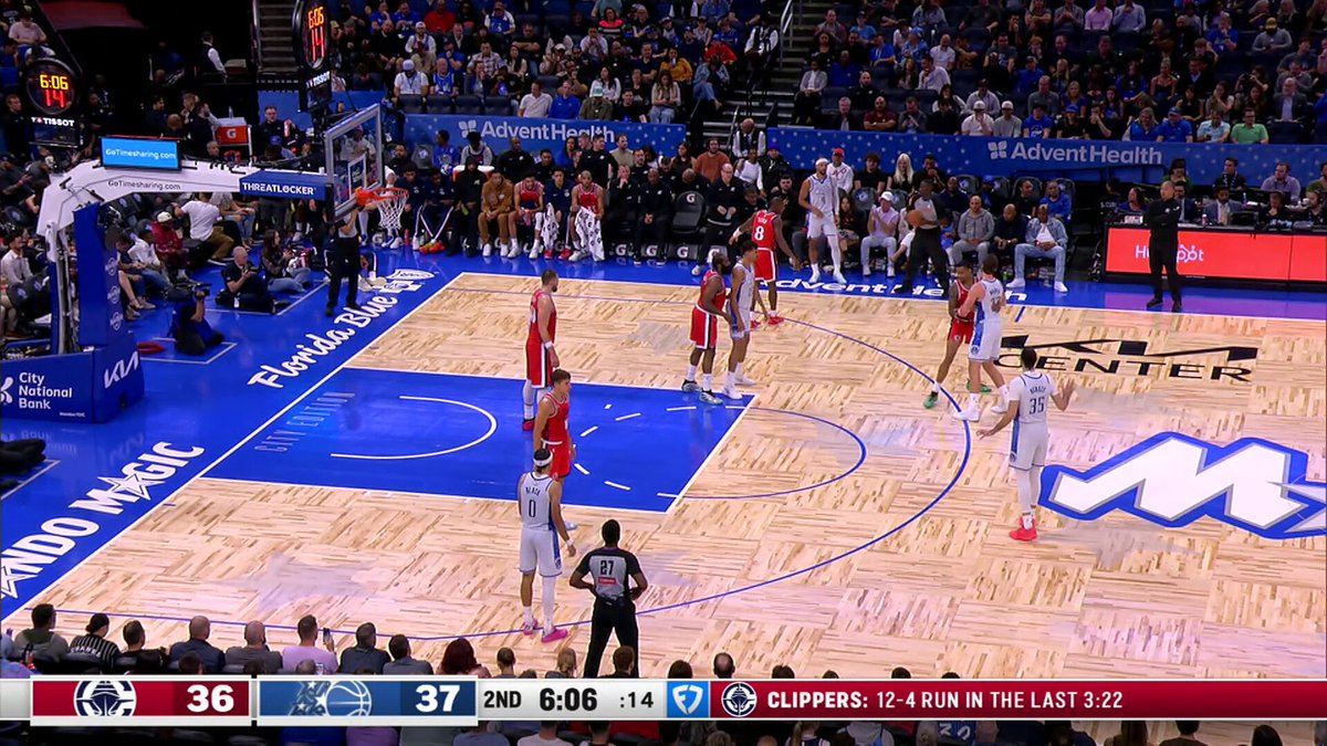 JALEN SUGGS.

IMPACT PLAYER.

12p, 5a and 2b in the 1st half so far! 