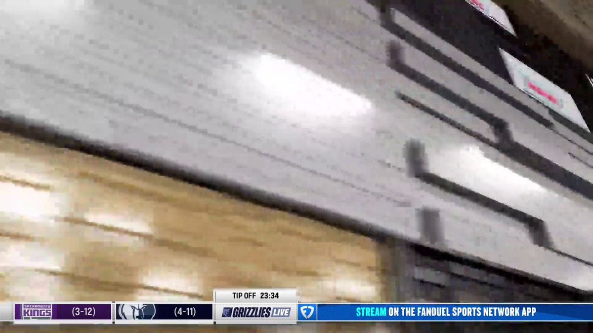 🎙️ Coach Iisalo and @PetePranica talking ahead of tonight's game against the Kings.

@sonicdrivein 