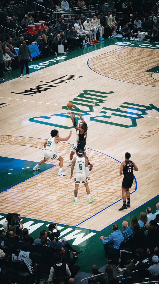 the bounce to beat the clock. 🤌 