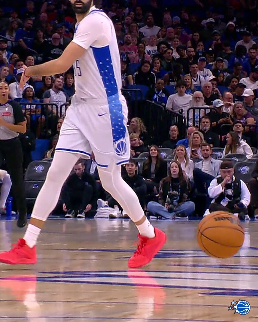 the replay angle 🔥  