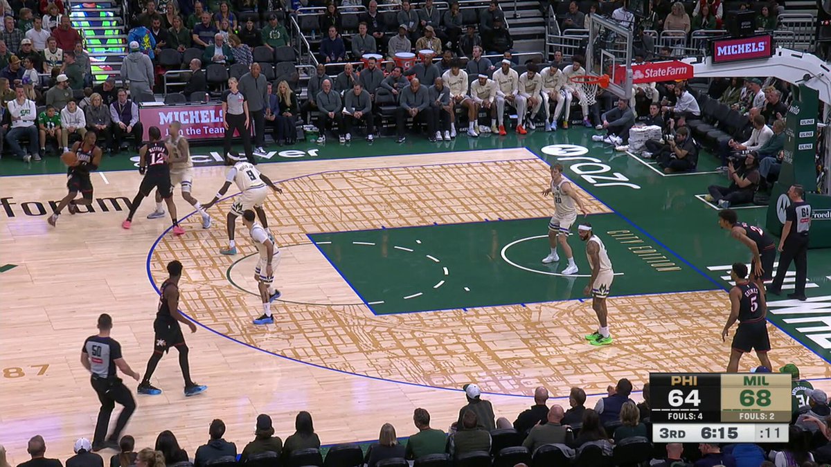 VJ from the wing. 👌 