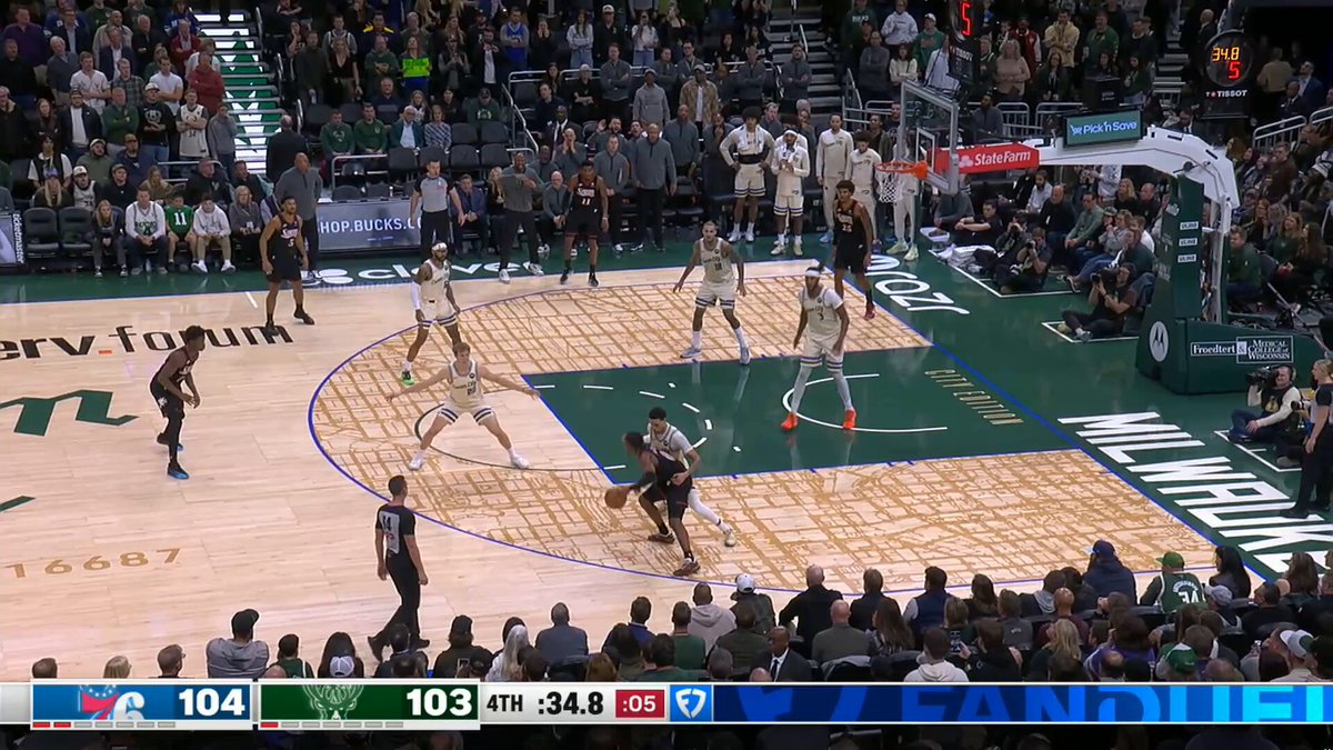 RYAN ROLLINS DEFENSE.

MYLES TURNER TRIPLE.

Maxey responds with 2 free throws for 48 points and the tie… we’re going to overtime in Milwaukee! 