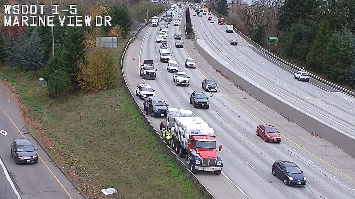 차량고장! 오른쪽 차선 막힘