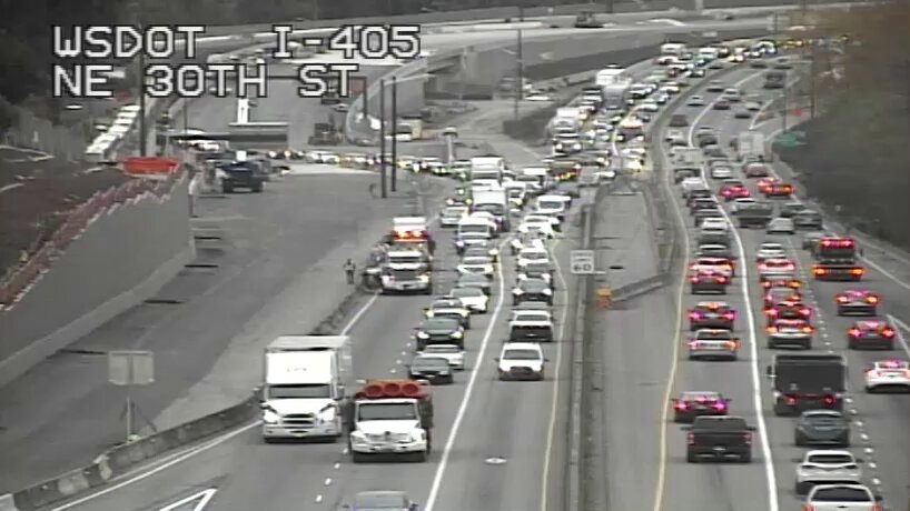 I-405 南行: 右車線 遮断！