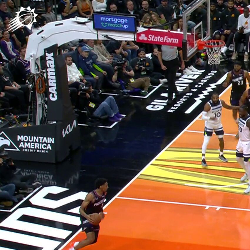 Dillon catching fire in the third. 