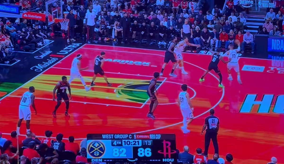 Ime signals he wants help for Adams in post against Jokic, but it simply cannot happen from 1 pass away off of Murray 