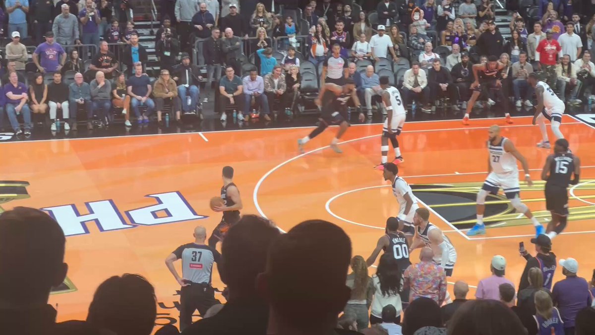 Collin Gillespie: Ball game. He sinks the floater to seal a 114-113 comeback win.

He finished the game with 20 points, 7 rebounds and 4 assists. 