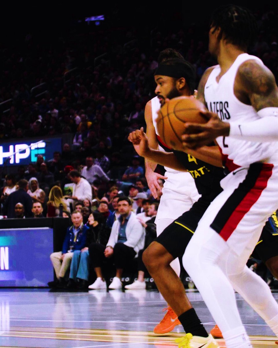 Two Donovan Clingan dunks for your timeline 🤝 