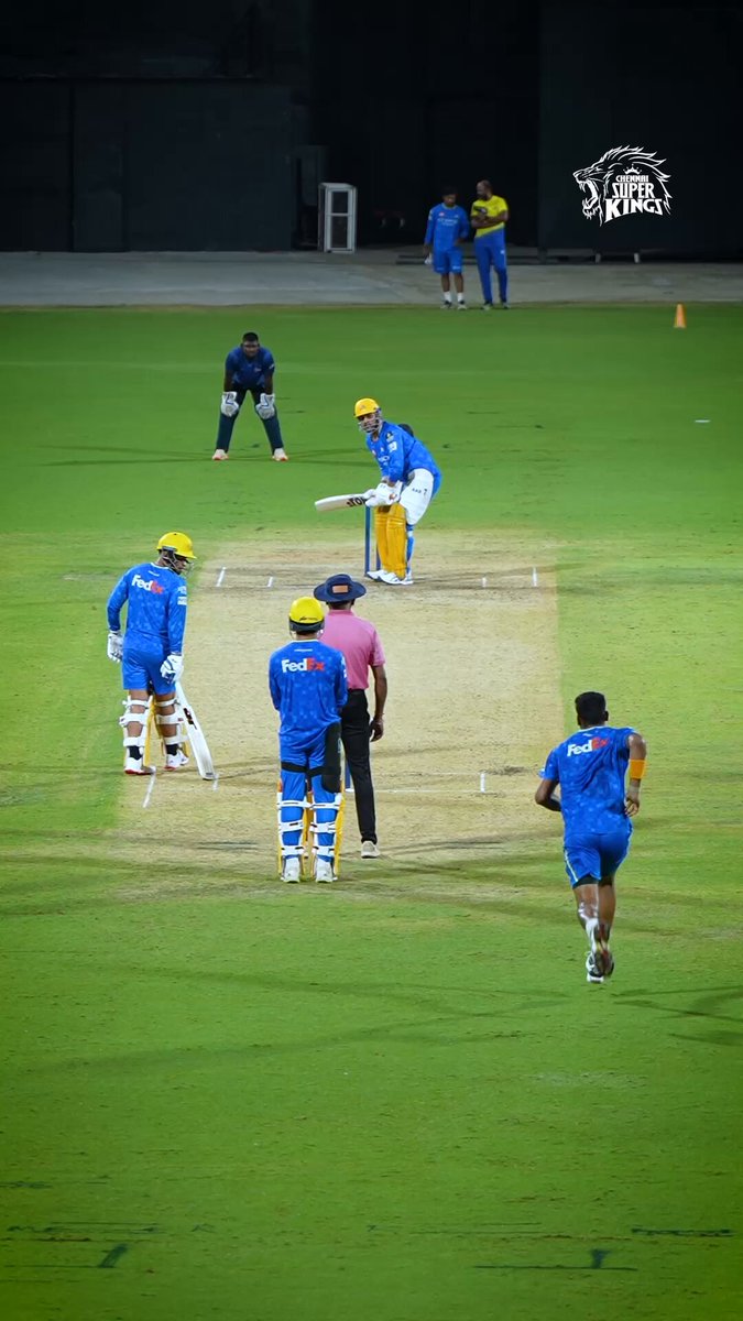 I think Dhoni has become Picture