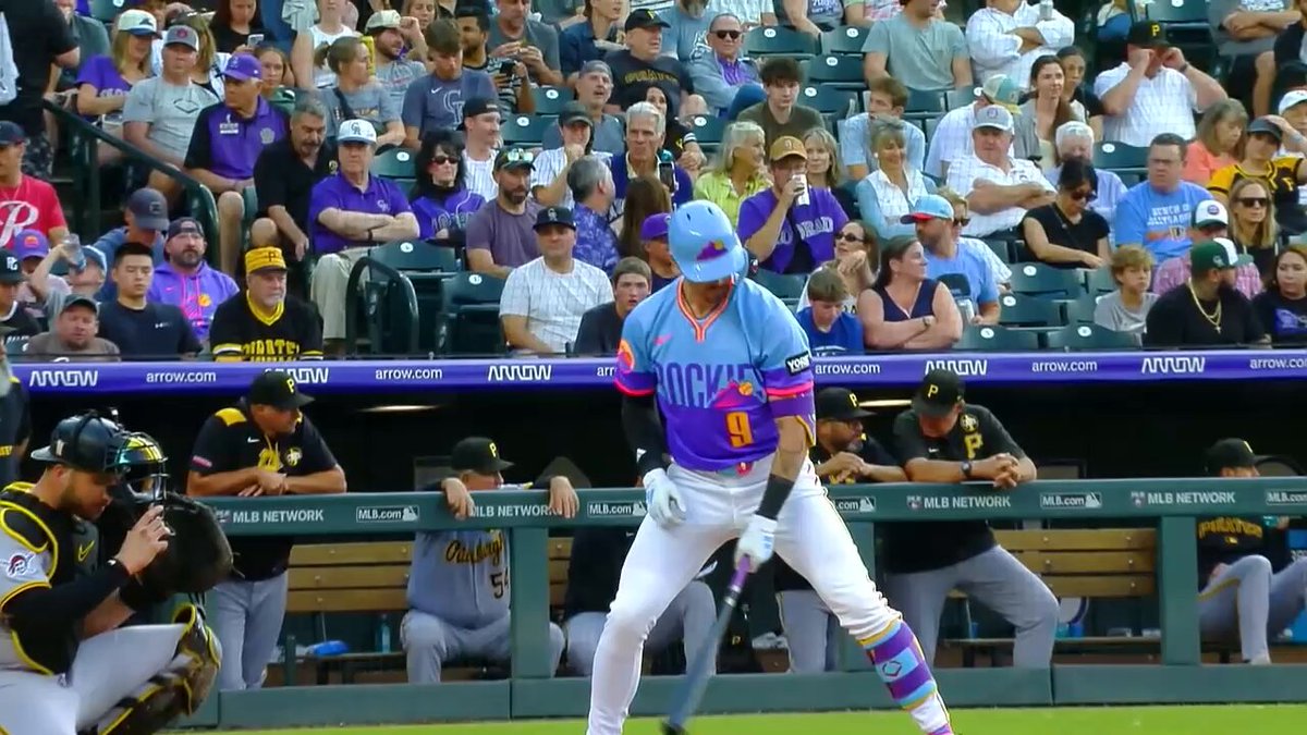 Top Plays of 2025: No. 84

Oneil Cruz shows off the cannon and makes an unbelievable throw to get the runner! 