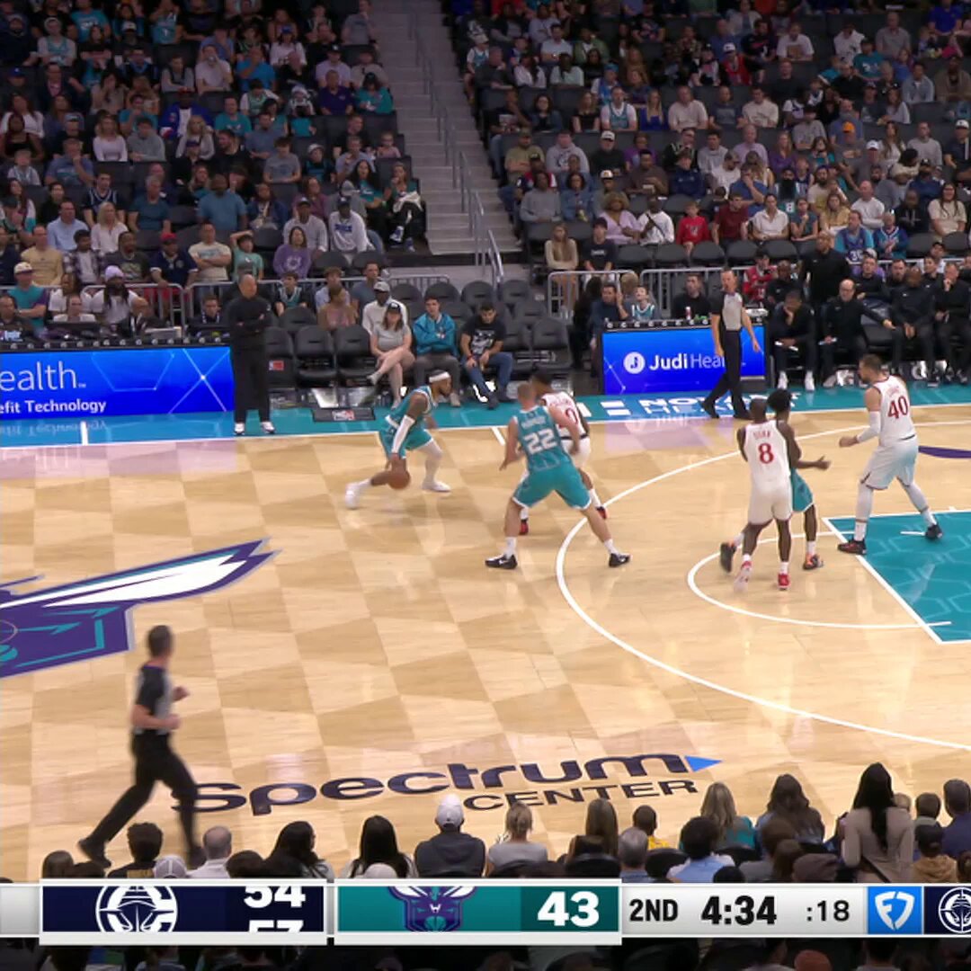 Kon Knueppel: ON FIRE for Charlotte today!

 18 PTS I 7-9 FGM I 4-6 3PM

LAC/CHA on NBA League Pass: