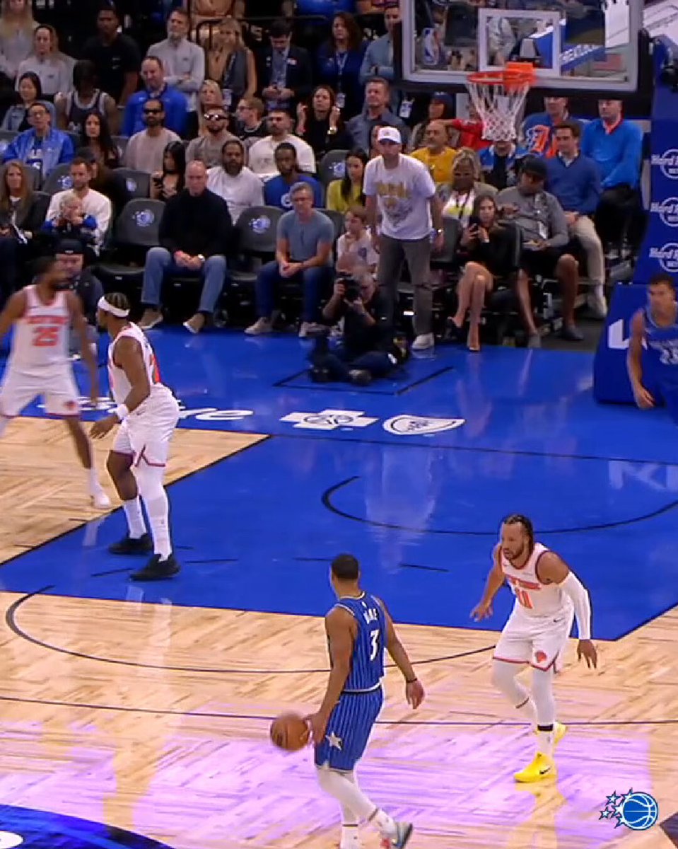 jus throw it up there, Goga got it 