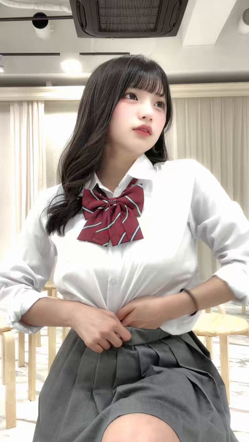 今日のティック！みたー？｜姫野ひなの（@aquamarin__）Fカップ巨乳エロかわアイドル【動画まとめ】