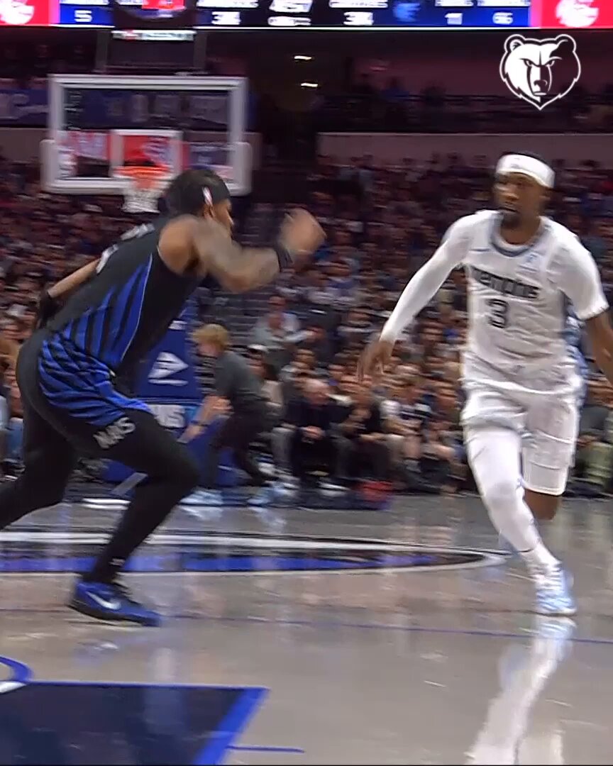 Pressure on the rim 😮‍💨 @CaldwellPope 