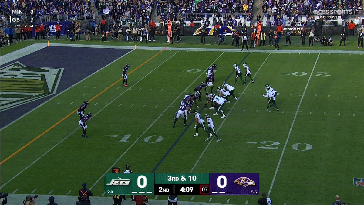 back-to-back games with reservations for 6 for John Metchie 

📺: #NYJvsBAL on CBS | @paramountplus 