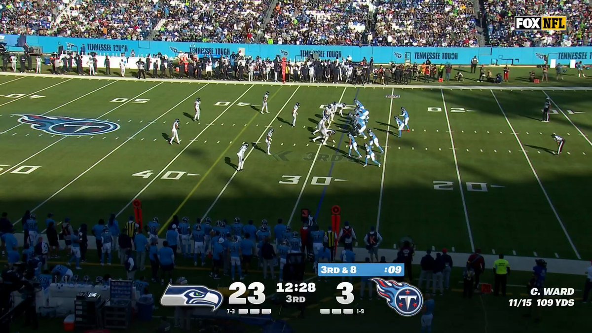 Giving ‘em no room to breathe. 😮‍💨 @leonardwilliams

📺: @NFLonFOX 