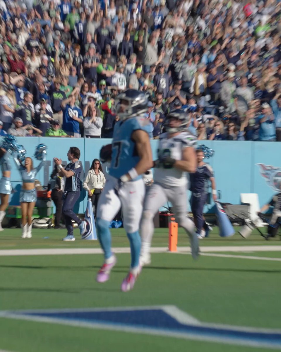 Special teams. Special plays. Special players. @chimdk11 

@budlight x #ForTheCelly 